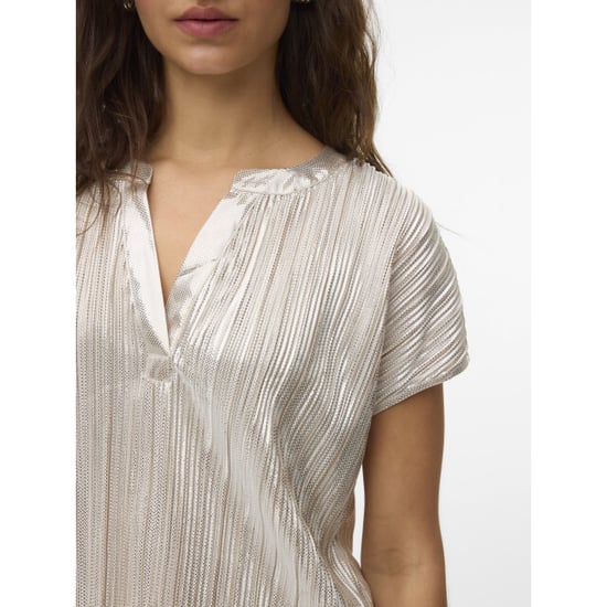Vero Moda Vmkuvi s/s v-neck top jrs btq nl - Image 2