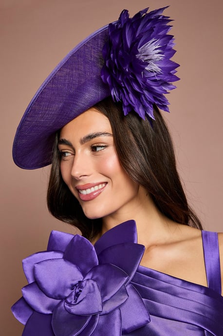 Lisa Tan Side Facing Feather Detail Fascinator - Image 1