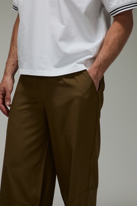 Active Oversized Golf Trousers - Image 3