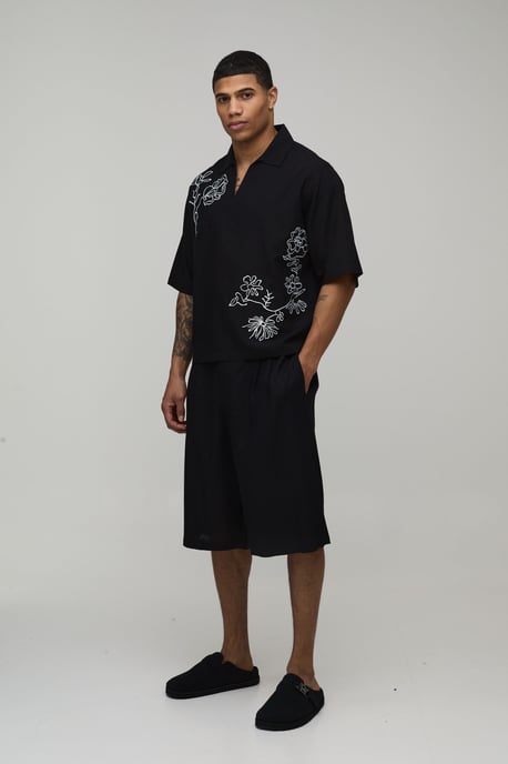 Linen Blend Boxy V Neck Floral Embroidered Polo - Image 4