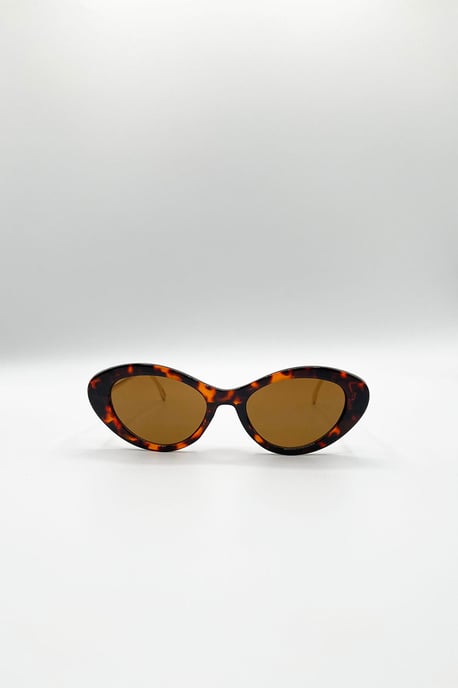 Cat Eye Metal Side Detail Sunglasses In Tortoiseshell - Image 2