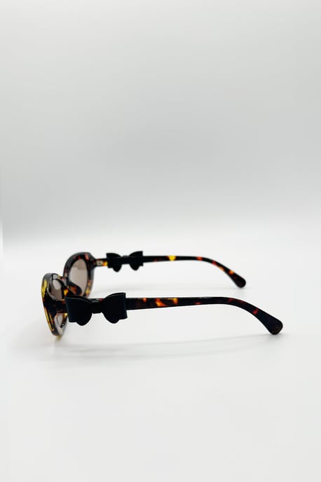 Bow Side Detail Sunglasses In Tortoiseshell - Removeable Bow - Image 5