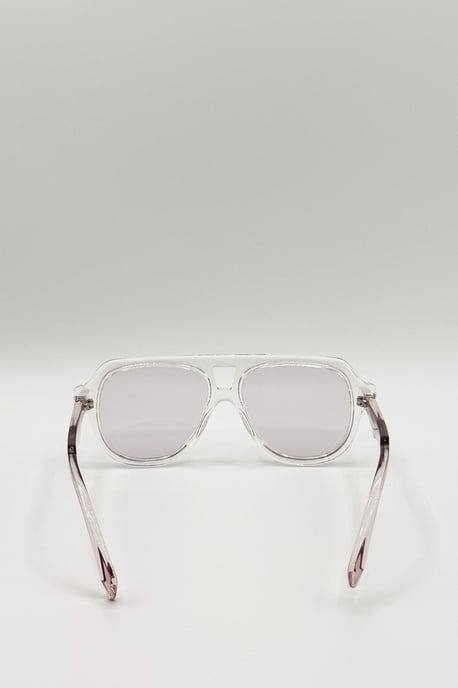 Bold Navigator Sunglasses in Light Grey Pink - Image 5