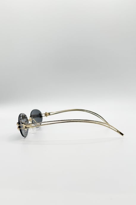 Rimless Oval Sunglasses In Black - Image 4