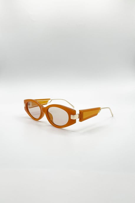 Oval Metal Detail Sunglasses In Orange - Image 3