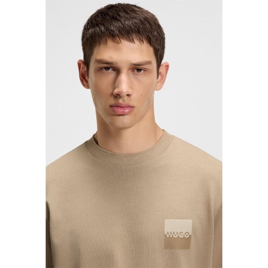 Men's Hugo Split Logo T Shirt in Beige - Image 5