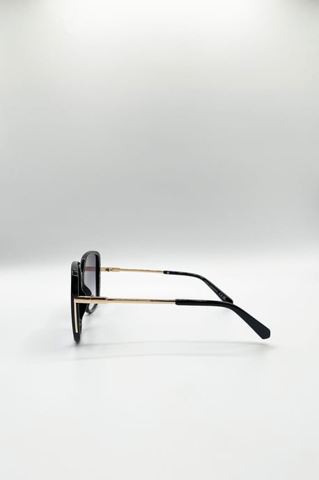 Oversized Square Sunglasses In Black Grey - Image 4