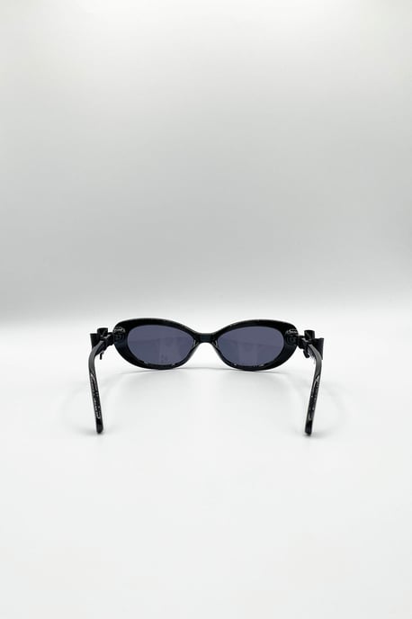 Bow Side Detail Sunglasses In Black - Removeable Bow - Image 5