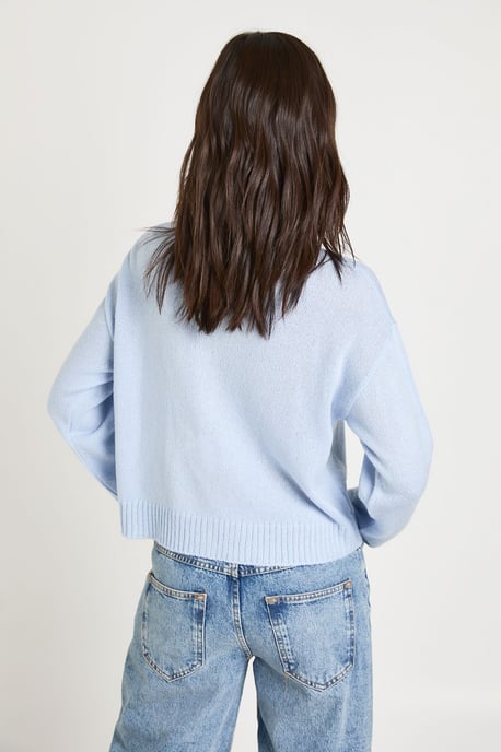 Crew Neck Soft Knit Knitted Cardigan - Image 2