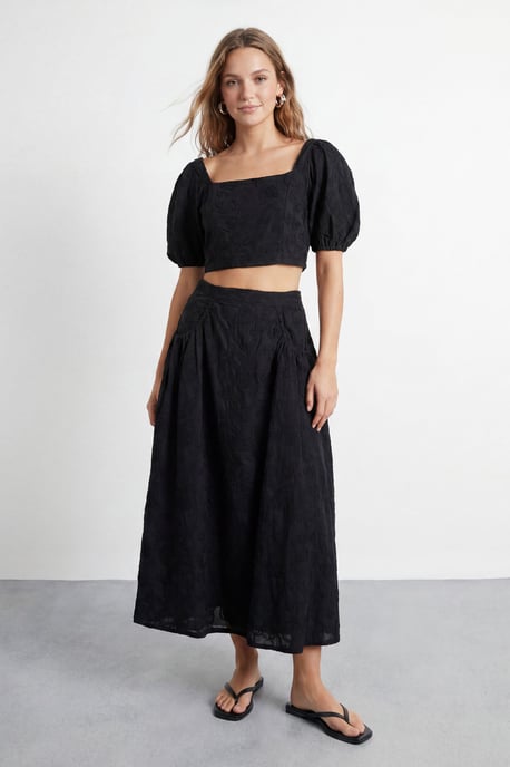 Embroidered Cotton Gathered Sleeve Crop Top - Image 1