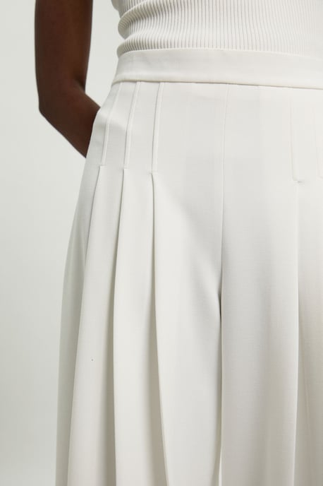 Petite Tailored Structured Crepe Pleated Wide Leg Trousers - Image 4