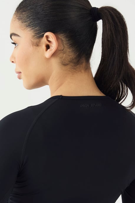 DSGN Studio Sport Contour Seamless Ruched Long Sleeve Top - Image 4