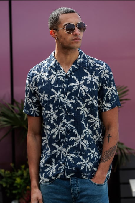 Navy Relaxed Button-Up Palm Print Holiday Shirt - Image 5