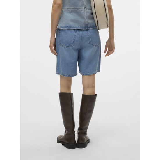 Vero Moda vmvilla mr bermuda dnm shorts mix 10326196 light blue denim - Image 4