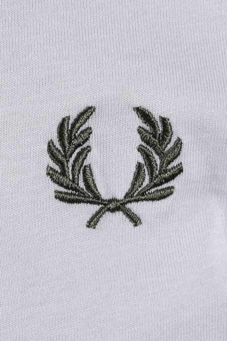 FRED PERRY TWIN TIPPED T-SHIRT DUSKY BLUE/ECRU/LAUREL WREATH - Image 3