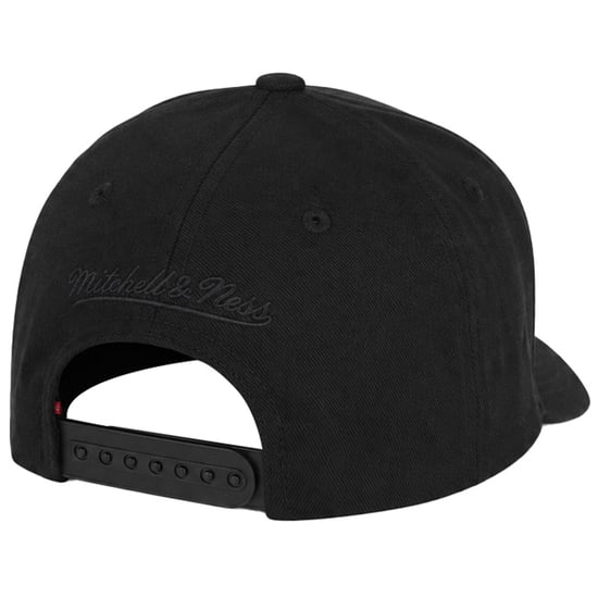 Mitchell & Ness NBA Brooklyn Nets Black Cap - Image 2