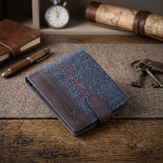 Men’s Genuine Leather RFID Wallet with Tweed Details, Navy Slim Bifold Card Holder - Image 5