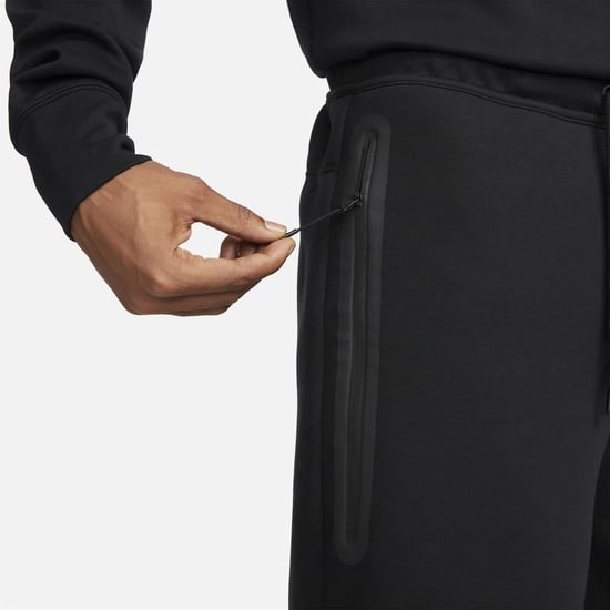 Men's Nike Tech Fleece Shorts Mens in Black/Black - Image 6