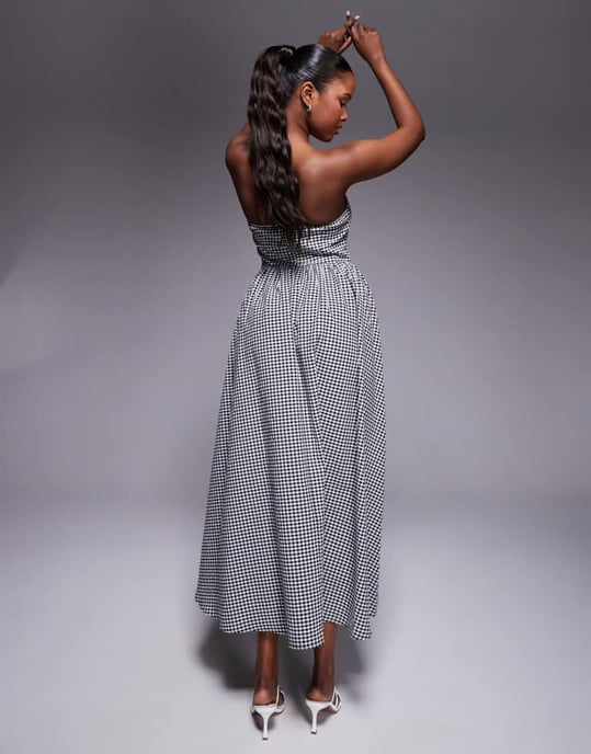 Kaiia exclusive cotton rich structured bandeau v waist maxi dress in black gingham - Image 3