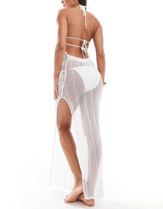 ASOS DESIGN halterneck virkade maxiklänning i vitt - Image 3