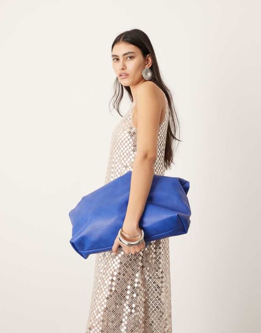 ASOS EDITION genomskinlig skiva paljett maxiklänning med råkant i silver - Image 2