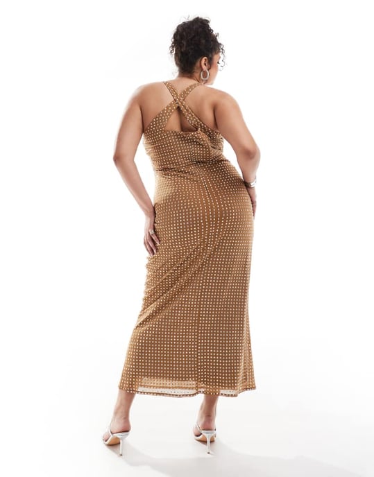 ASOS DESIGN Curve uringad halterneck midi-klänning i lazercut hotfix i tan - Image 3