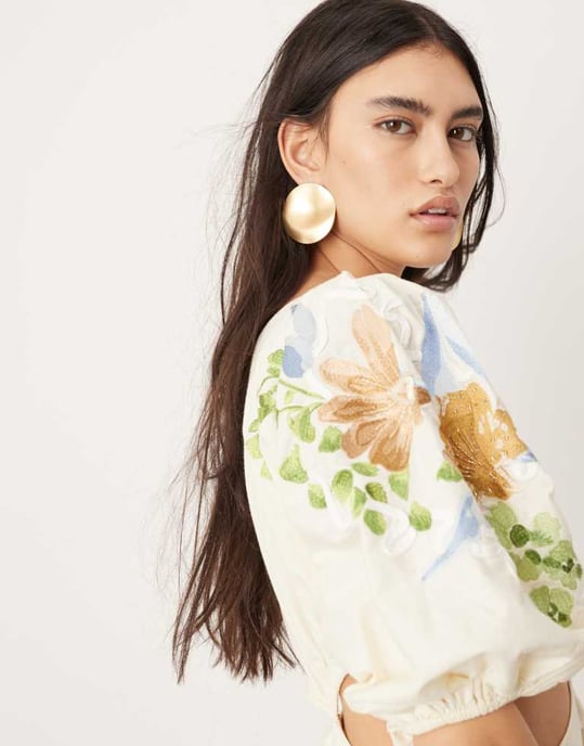ASOS EDITION broderad blommig axelpuffärm midi klänning i krämfärg - Image 3