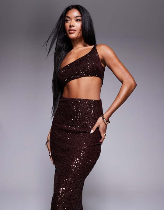 ASOS DESIGN paljett enaxlad fusk-orm midi klänning i choklad - Image 3