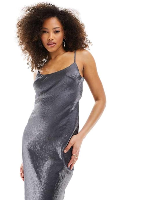 ASOS DESIGN texturerad linneklänning i midi-längd i silver kolgrå - Image 2