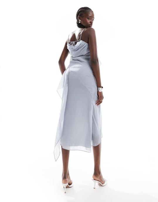 ASOS DESIGN slingrande draperad asymmetrisk linneklänning med sömdetaljer i dimblå - Image 4