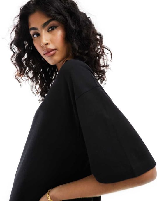 ASOS DESIGN oversized midaxi t-shirtklänning i svart - Image 4