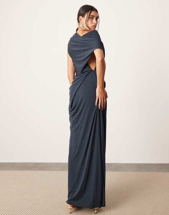 ASOS EDITION asymmetrisk hals maxi klänning med spiraldekoration i mörkblå - Image 3