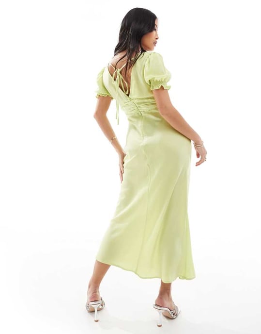 ASOS DESIGN Petite broderad satin midi teklänning i grön med rosa broderi - Image 3