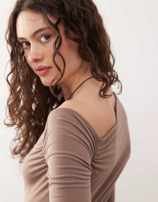 Reclaimed Vintage slinky long sleeve skort dress in brown - Image 4