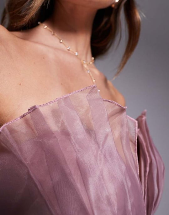 ASOS LUXE plisserad organza bandeau mini klänning med rosetter i lila - Image 3