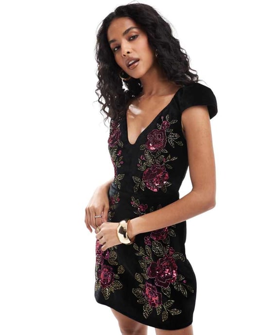 ASOS DESIGN blomsterprydd sammet mini klänning i svart - Image 2