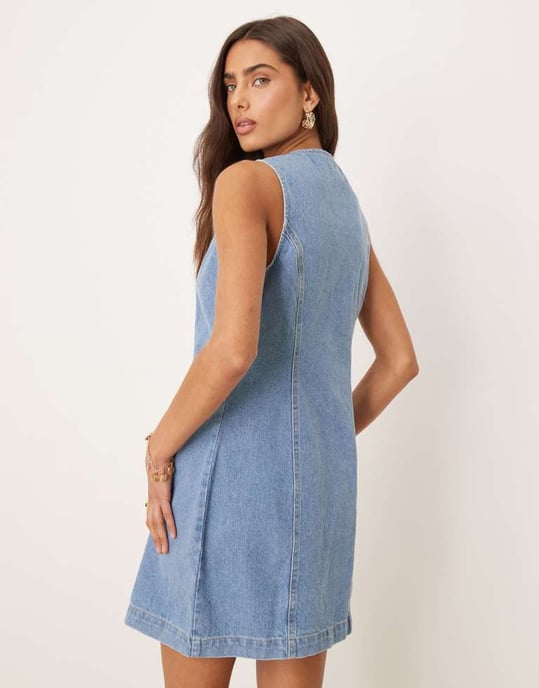 Nobody's Child Ned denim pinny mini dress in mid vintage wash - Image 3