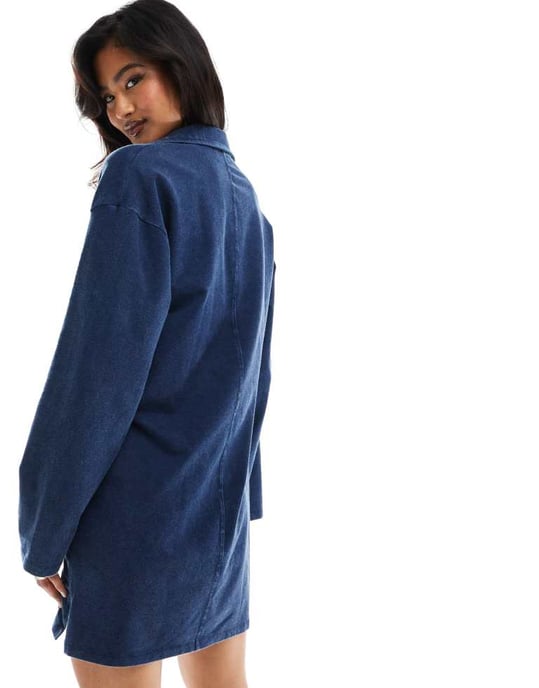 ASOS DESIGN långärmad kragklänning i oversize modell i blå denimtvätt - Image 4