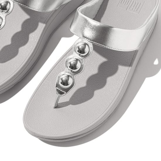 FitFlop Fino mirror-dome metallic-leather toe-post sandals - Image 6