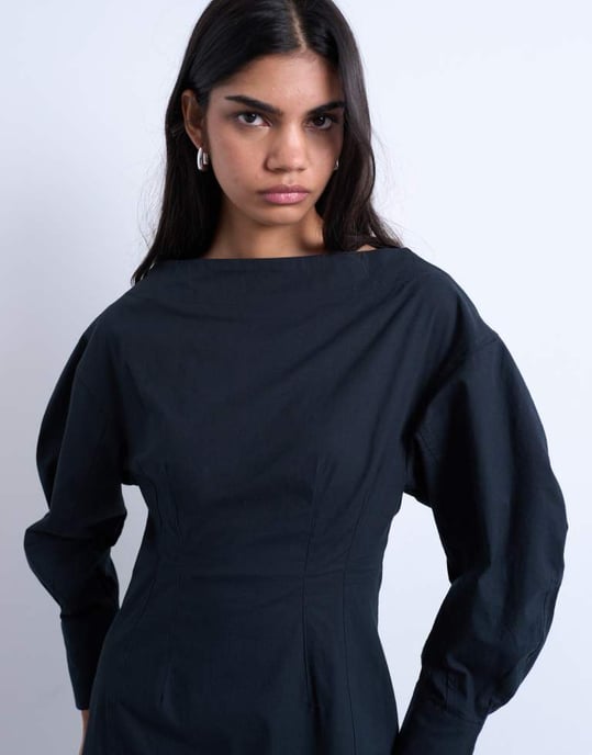 Topshop poplin barrel sleeve cinch dress in black - Image 3