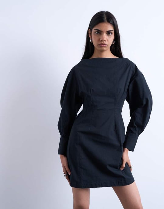 Topshop poplin barrel sleeve cinch dress in black - Image 4