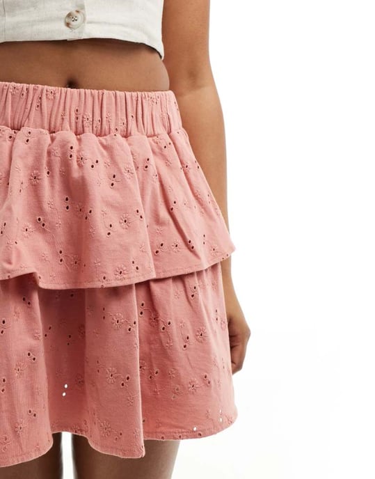 ASOS DESIGN broderad rara minikjol i korall - Image 4