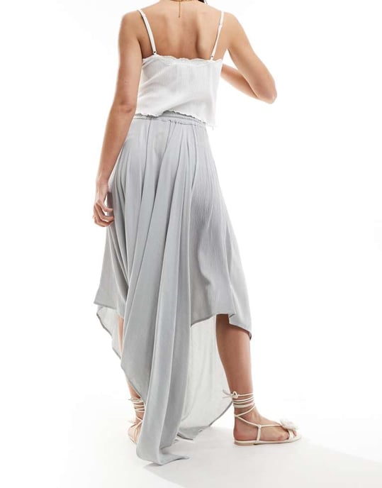 Miss Selfridge texturerad haklappskjol i ljusblått - Image 3