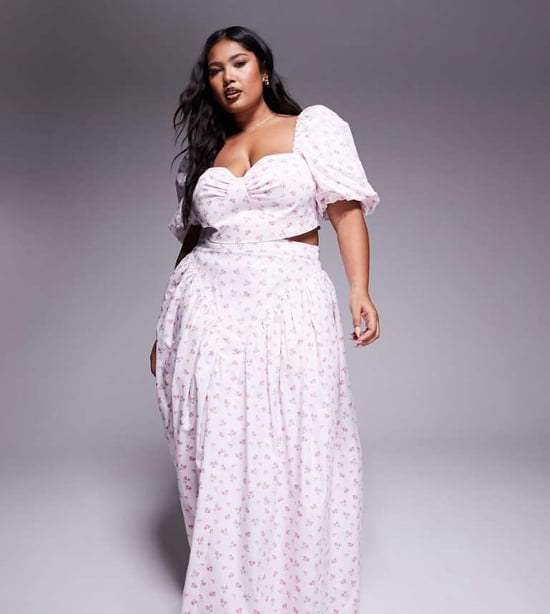 ASOS LUXE Curve co-ord cotton sateen maxi skirt with bow back in ditsy floral - Image 1