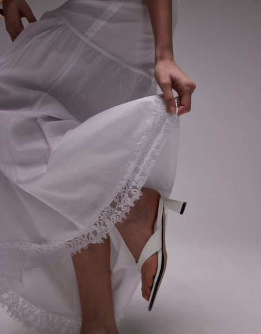 SNDYS poplin lace insert tiered maxi skirt in white - Image 3