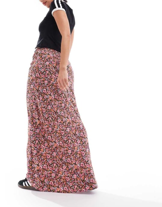 Miss Selfridge picotkantad sned maxi kjol i flerfärgad blommönster - Image 2