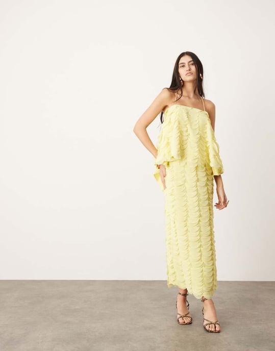 ASOS EDITION texturerad cirkelmaxikjol i citron - Image 2