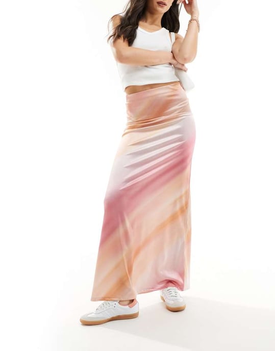 ASOS DESIGN satin twill maxikjol i rosa randig - Image 4