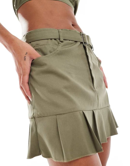 Missyempire plisserad nederdel mini kjol set i khaki - Image 3