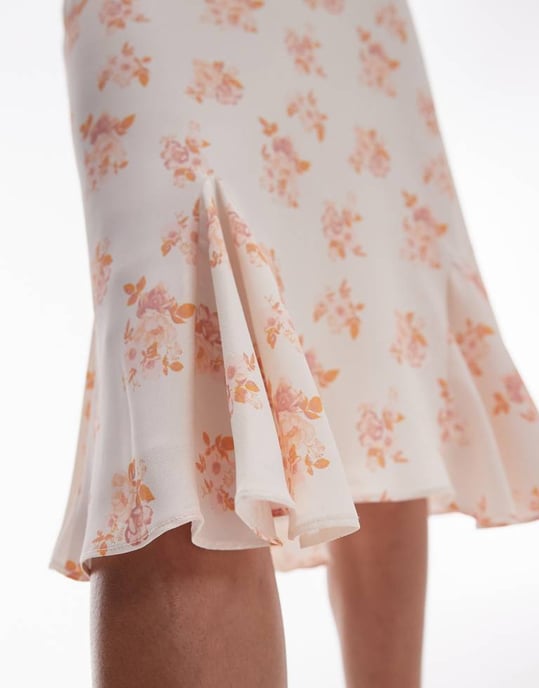 Topshop blommig över knäna dubbla volangkjol i amberblommigt - Image 4